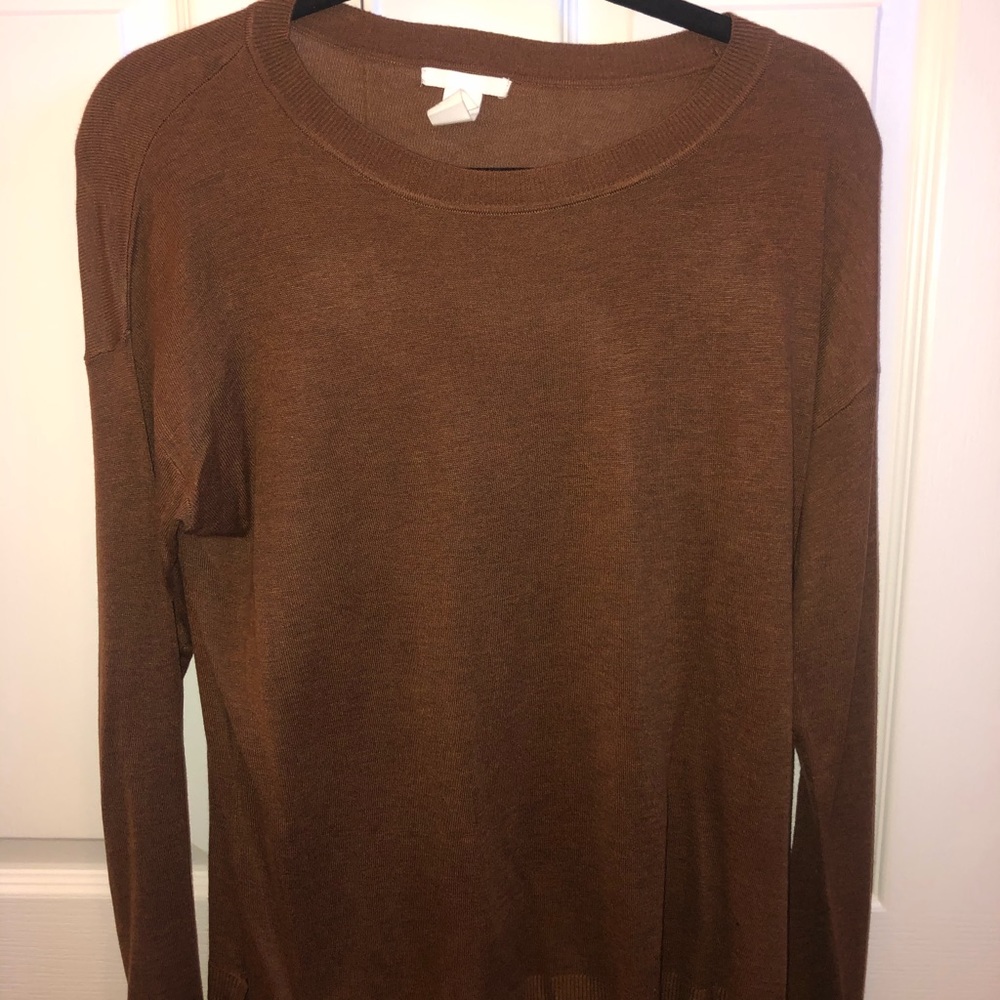 Brown sweater